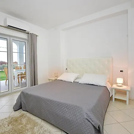 Residence بوريتش